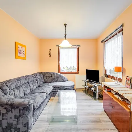 Mahlow Garden Retreat