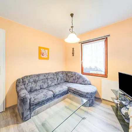 Gartenbungalow In Casa de Férias Blankenfelde-Mahlow