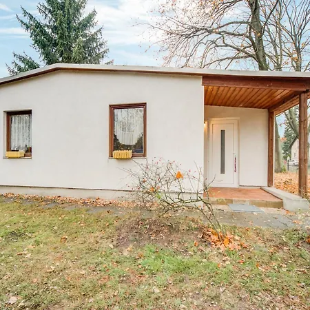 Casa de Férias Gartenbungalow In *