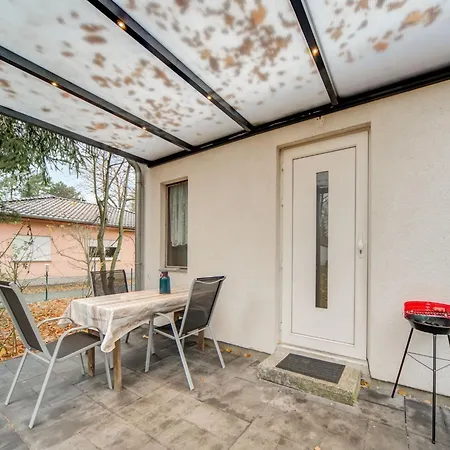 Casa de Férias Gartenbungalow In