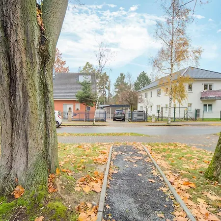 Casa de Férias Gartenbungalow In *