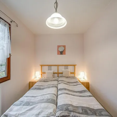 Gartenbungalow In Casa de Férias Blankenfelde-Mahlow