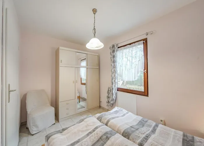 Gartenbungalow In Holiday home *