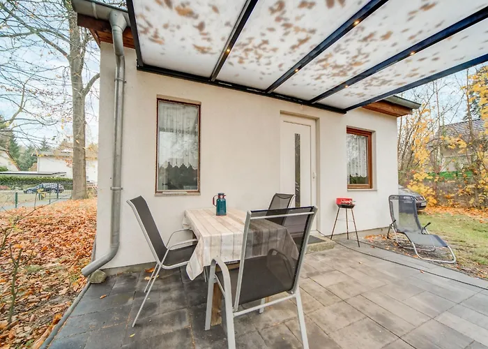 Σπίτι διακοπών Gartenbungalow In *